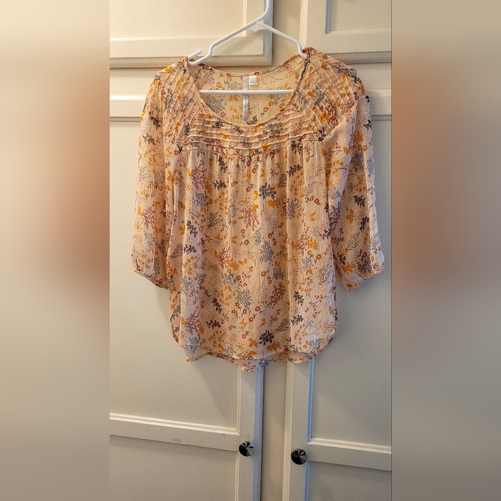 LC Lauren Conrad 3/4 sleeve tops